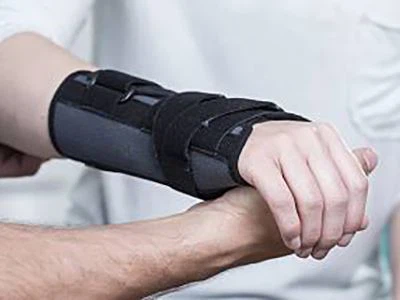 کلائی کے منحنی خطوط وحدانی کے لئے بہترین مواد کیا ہے؟